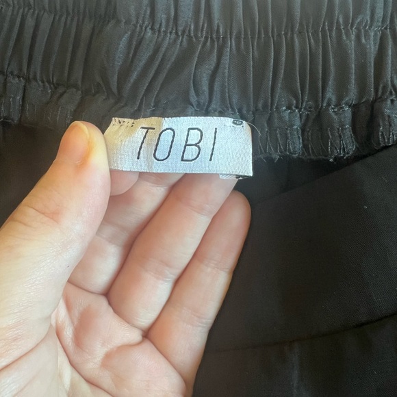 Tobi Silky Zipper Mini Skirt - Picture 5 of 6